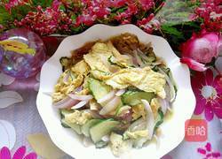 黄瓜洋葱炒鸡蛋的做法图解9