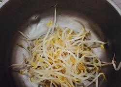 泡发绿豆芽