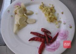 土豆烧鸡块的做法图解3