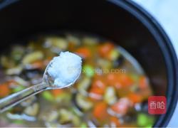 腊肠胡萝卜香菇焖饭的做法图解6