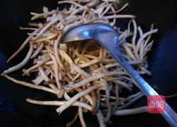 茶树菇炒五花肉的做法图解6