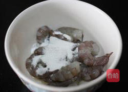 冬瓜虾仁汤的做法图解2