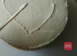 彩虹心形蛋糕的做法图解2