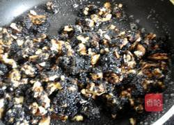 芝麻核桃糖的做法图解6