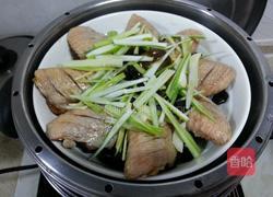 香菇云耳蒸鸡翅的做法图解4