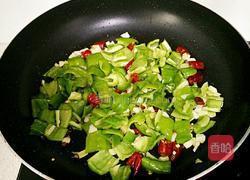 青椒麻辣鸡丁的做法图解7