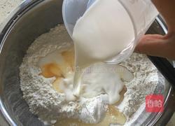 蜂蜜面包的做法图解2