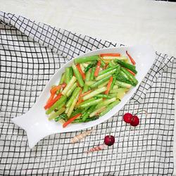 炒芦笋的做法[图]