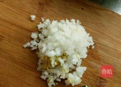 蘑菇肉酱荷包蛋面的做法图解3