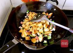 辣椒鸡蛋炒馒头的做法图解9