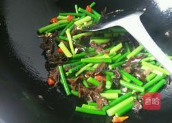 蒜薹鸡蛋的做法图解7