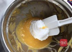 北海道戚风蛋糕的做法图解9