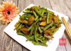 蒜蓉豆角炒茄子的做法图解12