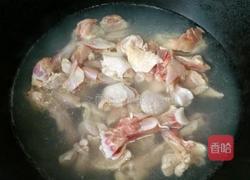 小土豆炖鸡块的做法图解3