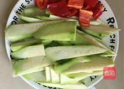 丝瓜毛豆的做法图解2