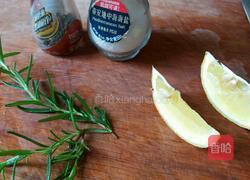 干煎三文鱼的做法图解2