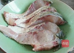 红酒烧鲤鱼块的做法图解2