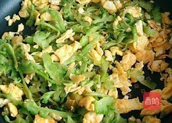 鸡蛋炒苦瓜的做法图解7