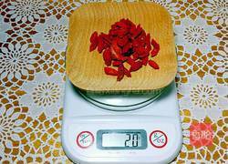 清肝明目枸杞子粥的做法图解2