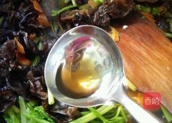芹菜炒木耳的做法图解14
