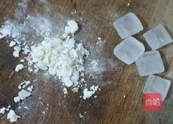 川贝炖雪梨的做法图解3