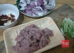 双葱汇肉的做法图解2