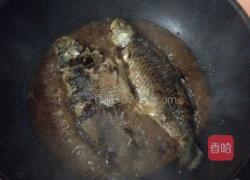干烧鲫鱼的做法图解4