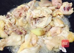 香菇土豆炖鸡块的做法图解4