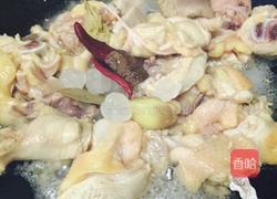 香菇土豆炖鸡块的做法图解5