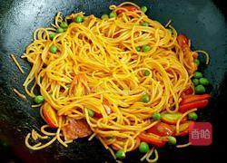 茄汁培根炒意面的做法图解9