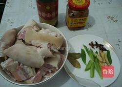 红烧香润蹄的做法图解1