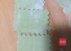 青汁胡萝卜蝴蝶面的做法图解5