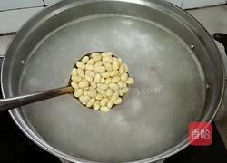 黄豆苦瓜排骨汤的做法图解6