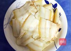 红椒绿意回锅肉的做法图解1