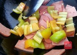 香肠炒鸡蛋的做法图解5