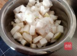 韩国泡萝卜的做法图解1