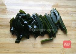 山药海带排骨汤的做法图解3