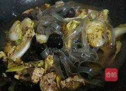大白菜炖粉条的做法图解7