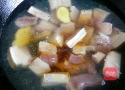 土豆炖五花肉的做法图解2