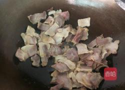 花菜炒腊肉的做法图解4