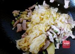 酸菜炖粉条的做法图解6