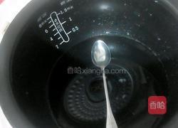 牛奶炖花胶的做法图解5