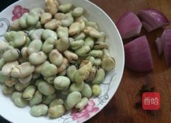 蚕豆煲的做法图解1