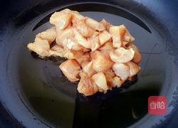 青椒爆炒鸡丁的做法图解6