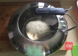 白菜猪肉馅饺子的做法图解3