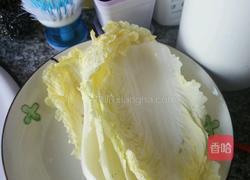 白菜土豆炖排骨的做法图解2