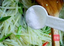 蒜蓉尖椒土豆丝的做法图解9