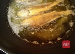 椒香小黄鱼的做法图解5