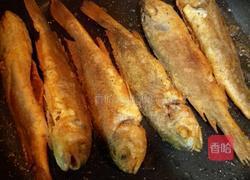 椒香小黄鱼的做法图解8