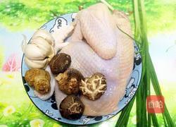 香菇蒸滑鸡的做法图解1